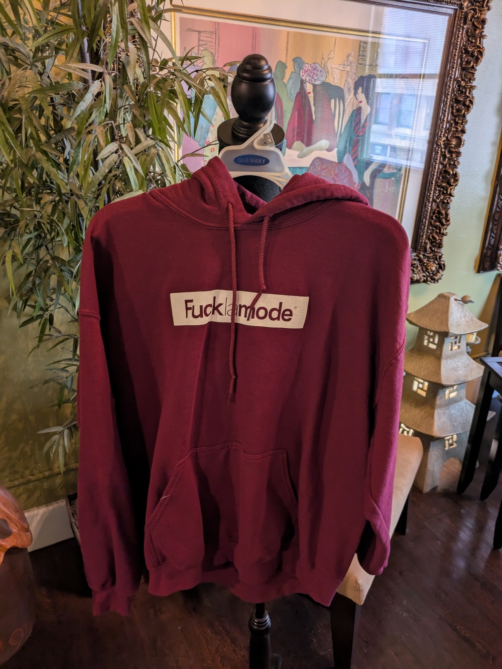 Men's Maroon Graphic Pullover Hoodie with Front Logo